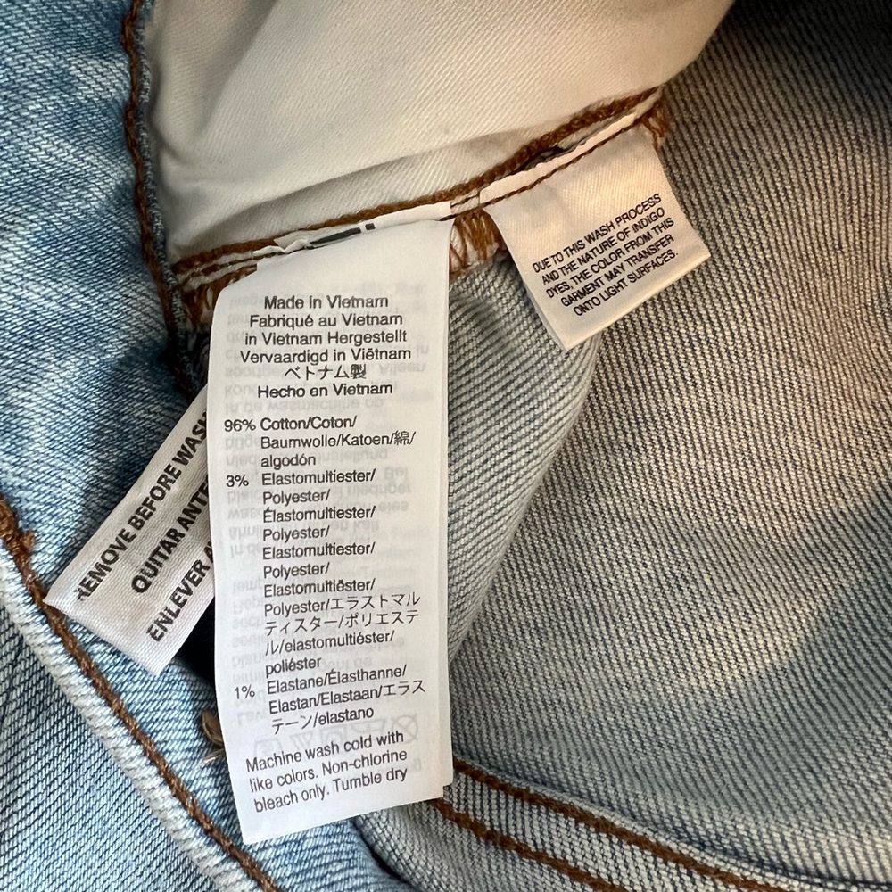 Madewell Mid-Rise Classic Straight Jeans - Picture 10 of 12